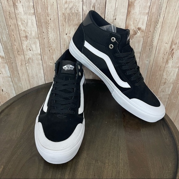 Vans Shoes - Vans Style 112 Mid Pro Sneaker Size 9 Women